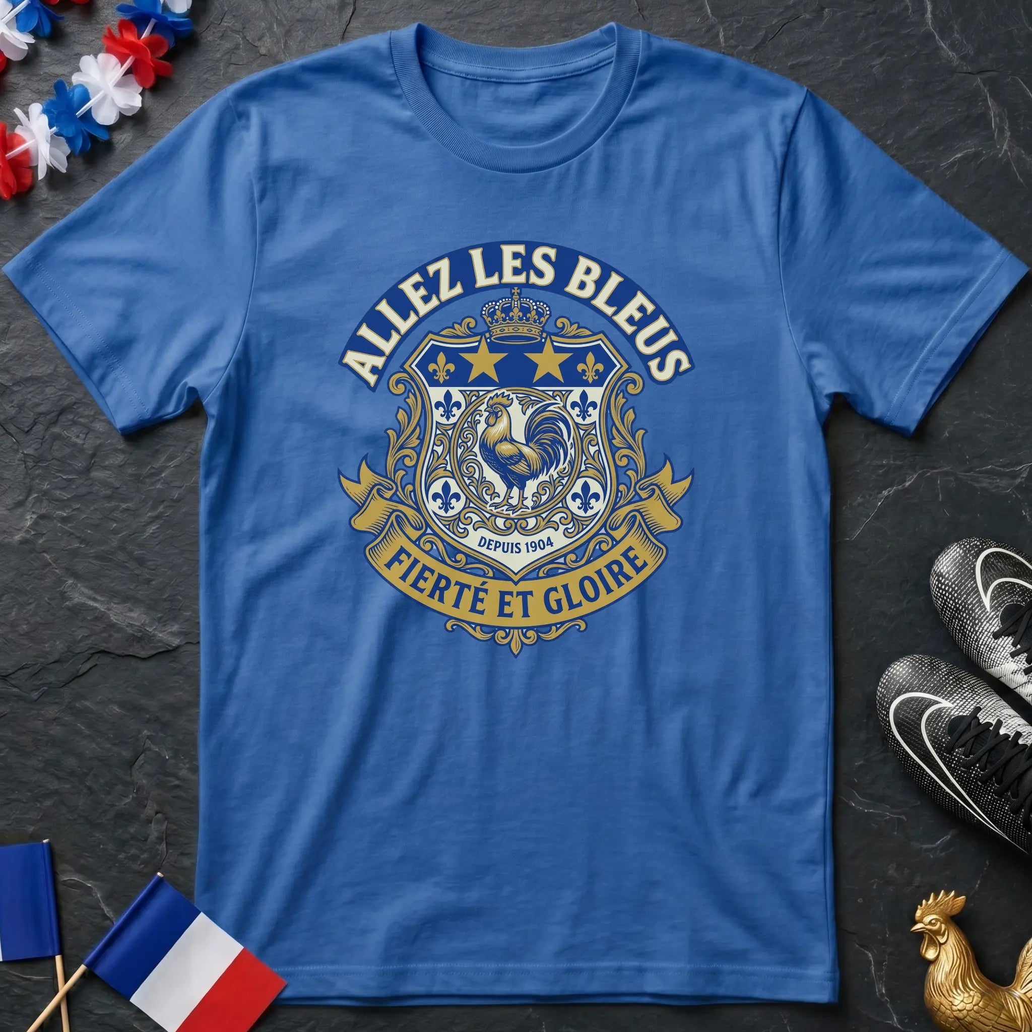 Allez Les Bleus Fierté et Gloire Depuis 1904 Blason Royal  T-Shirt Coupe du Monde