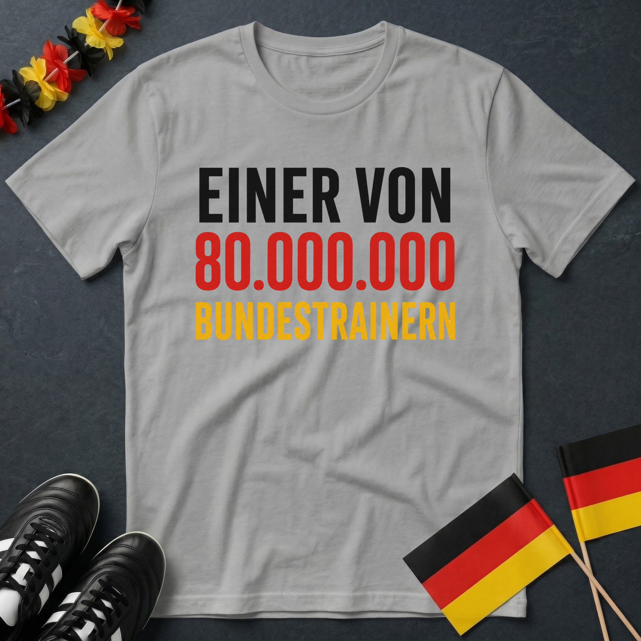 Einer von 80 Millionen Bundestrainern v2 WM T-Shirt